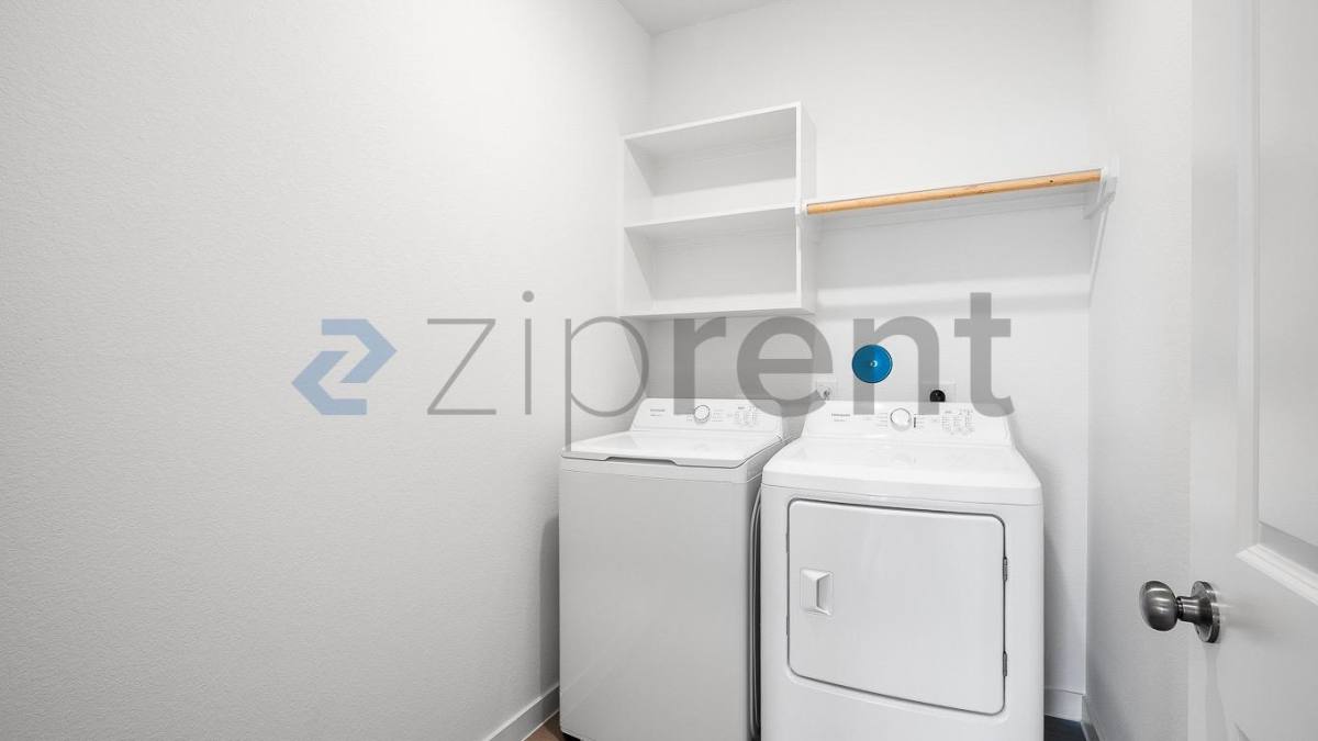 House for rent at 8322 Amber Summit Lane, Angleton, TX 77515