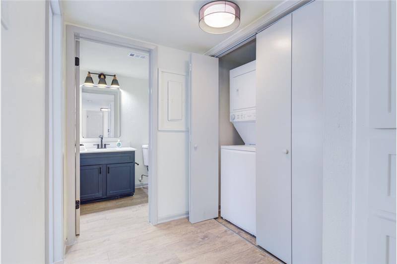 Apartment for rent at 200 E 4th St #B6-27, Austin, TX 78701