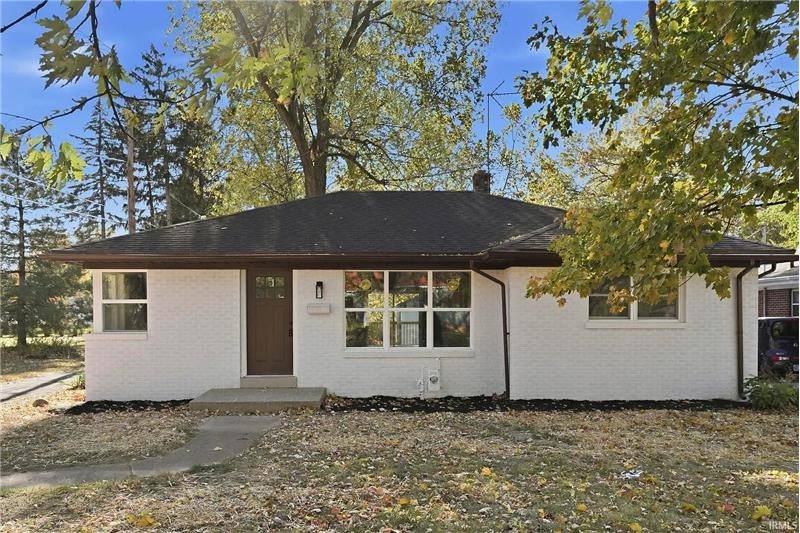 House for rent at 1020 Northlawn Dr, Fort Wayne, IN 46805