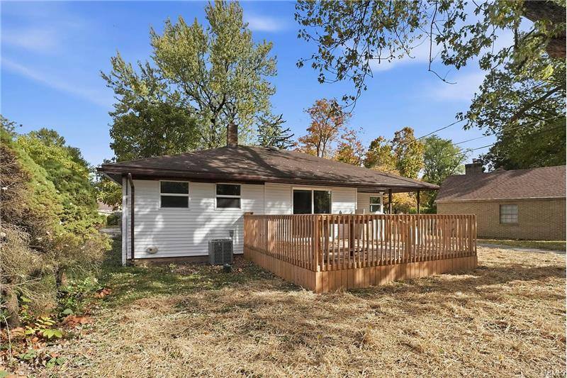House for rent at 1020 Northlawn Dr, Fort Wayne, IN 46805