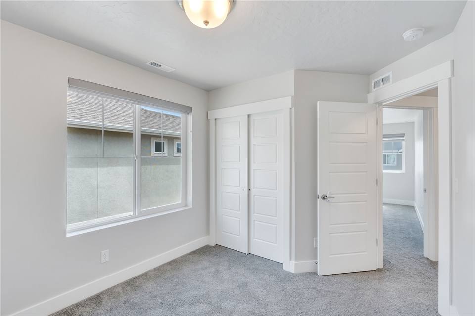 Townhouse for rent at 39 S Baker Spring Cove, Saratoga Springs, UT 84045