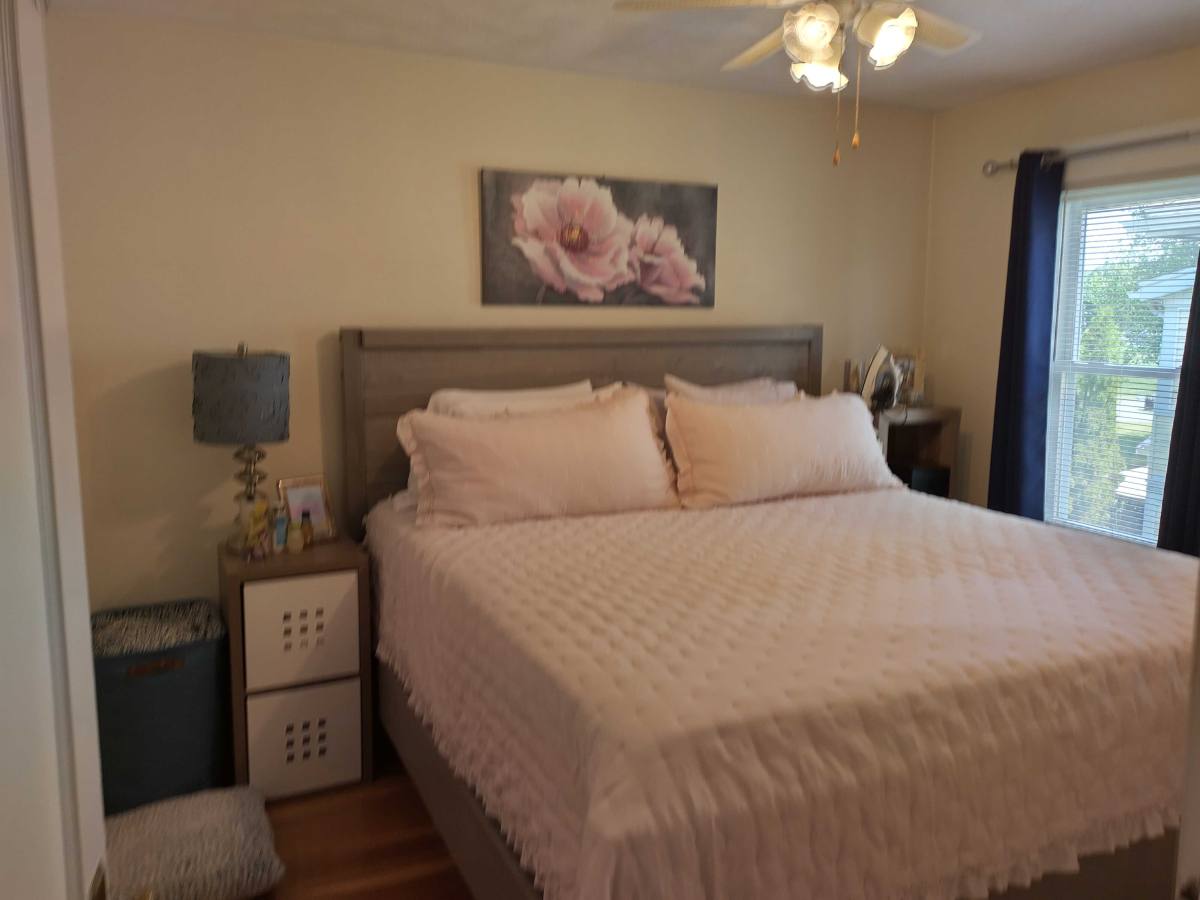 Apartment for rent at 93 Bartlett Ave #2, Belmont, MA 02478