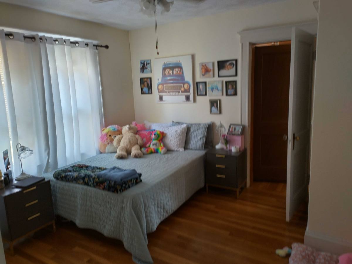 Apartment for rent at 93 Bartlett Ave #2, Belmont, MA 02478
