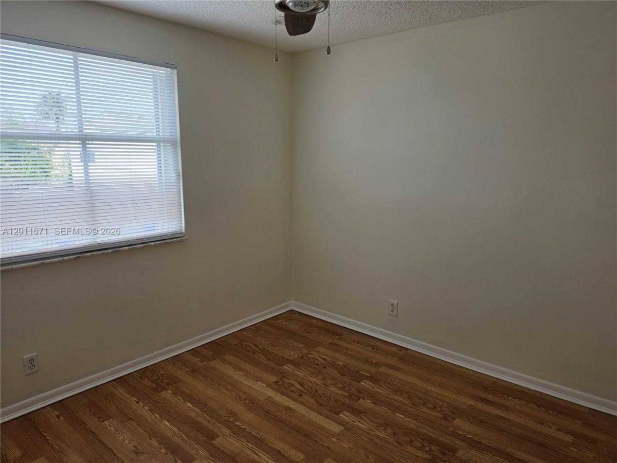 Apartment for rent at 6178 Buena Vista Dr, Pompano Beach, FL 33063