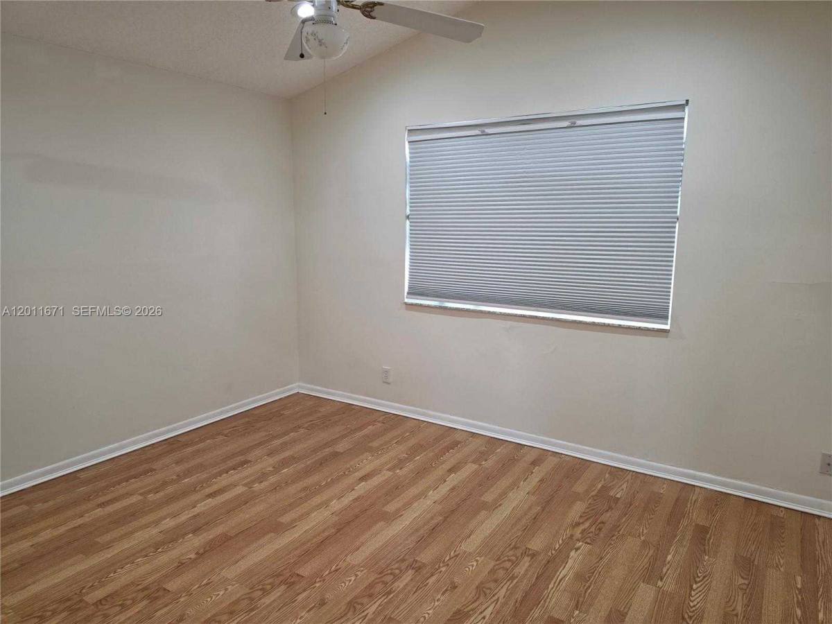 Apartment for rent at 6178 Buena Vista Dr, Pompano Beach, FL 33063