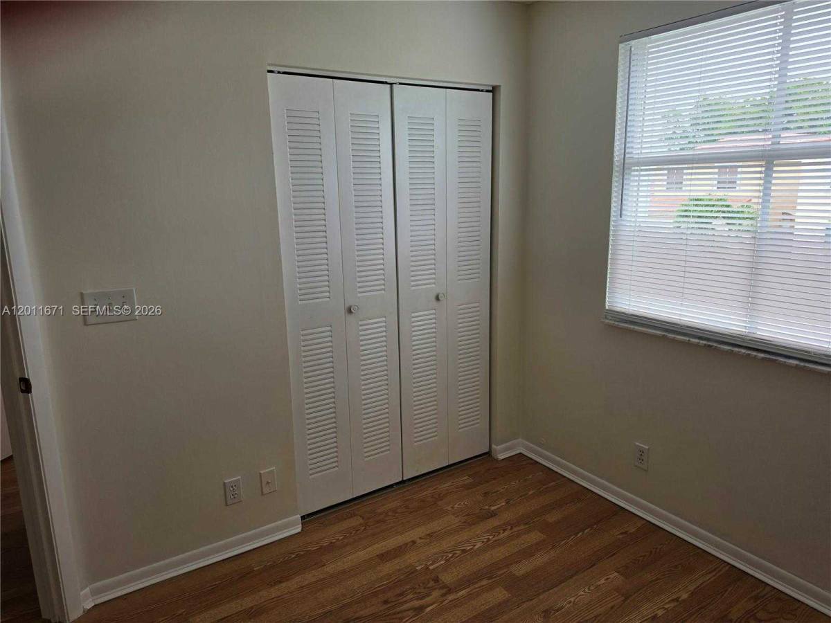 Apartment for rent at 6178 Buena Vista Dr, Pompano Beach, FL 33063