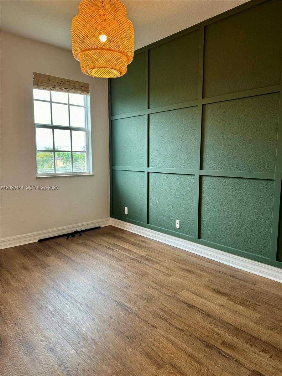 Townhouse for rent at 1873 NW 12th St, Boca Raton, FL 33486