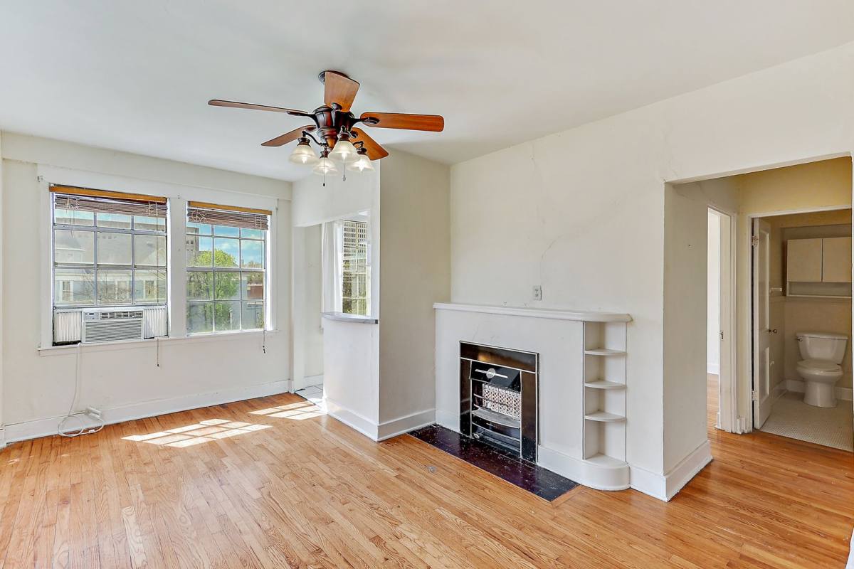 Apartment for rent at 721 N State St, Jackson, MS 39202