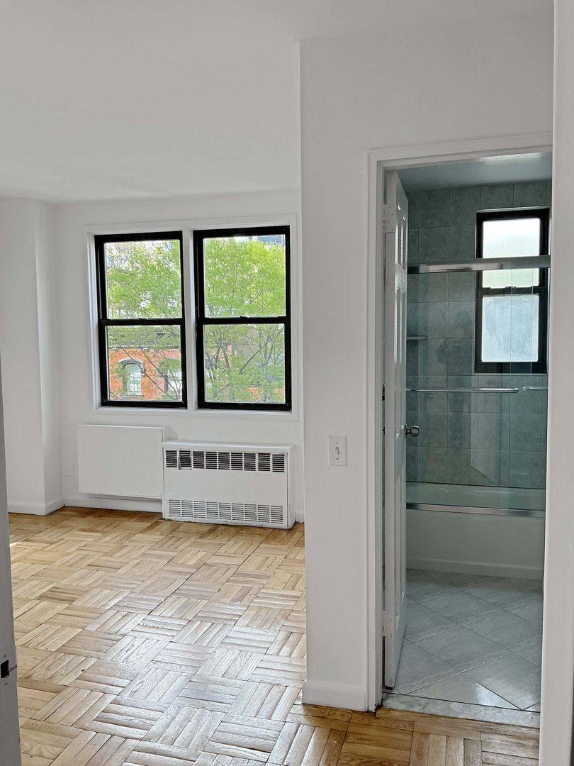 Apartment for rent at 150 E 18th St, New York, NY 10003