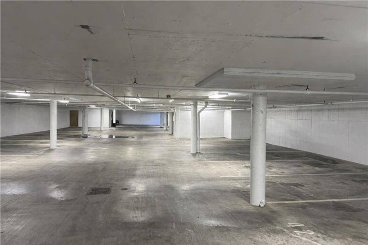 Apartment for rent at 1718 Melrose Ave, Seattle, WA 98122