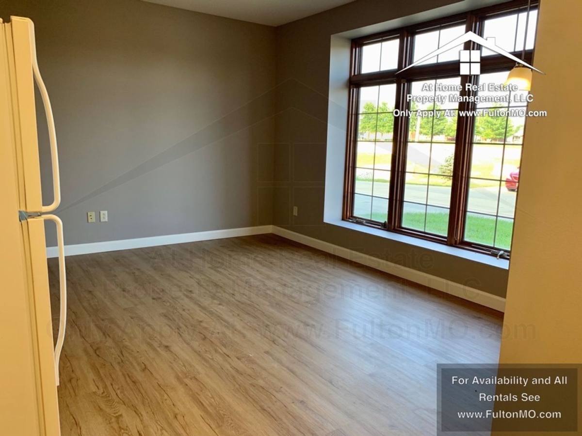 Apartment for rent at 2606 N Bluff St, Fulton, MO 65251