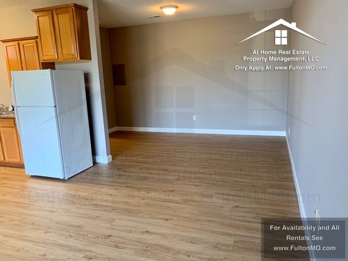 Apartment for rent at 2606 N Bluff St, Fulton, MO 65251