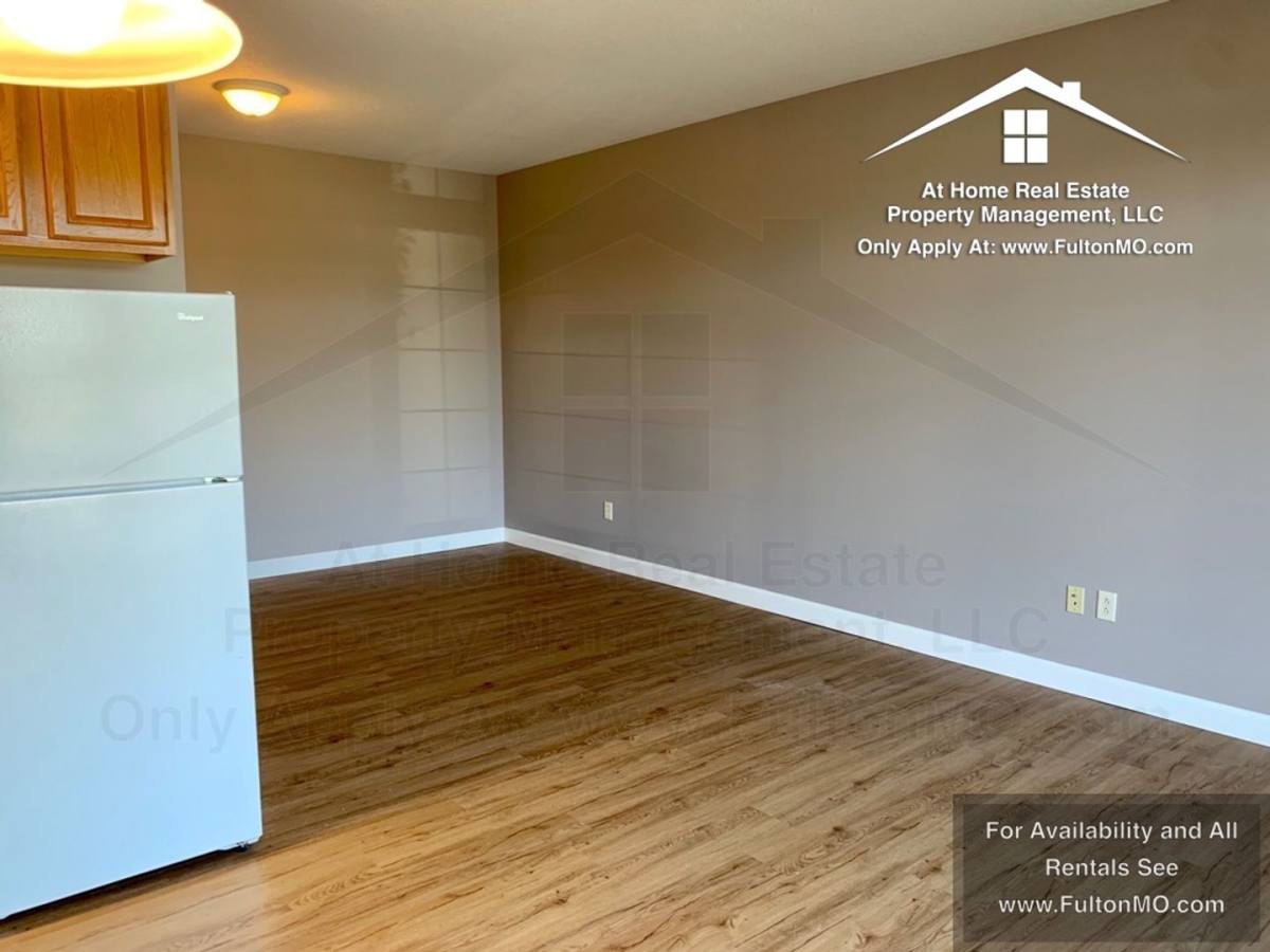 Apartment for rent at 2606 N Bluff St, Fulton, MO 65251