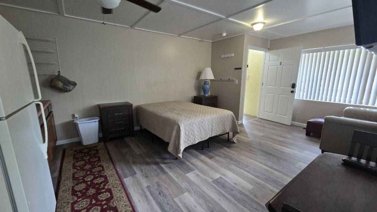Apartment for rent at 2468 US-441 S, Sylva, NC 28779