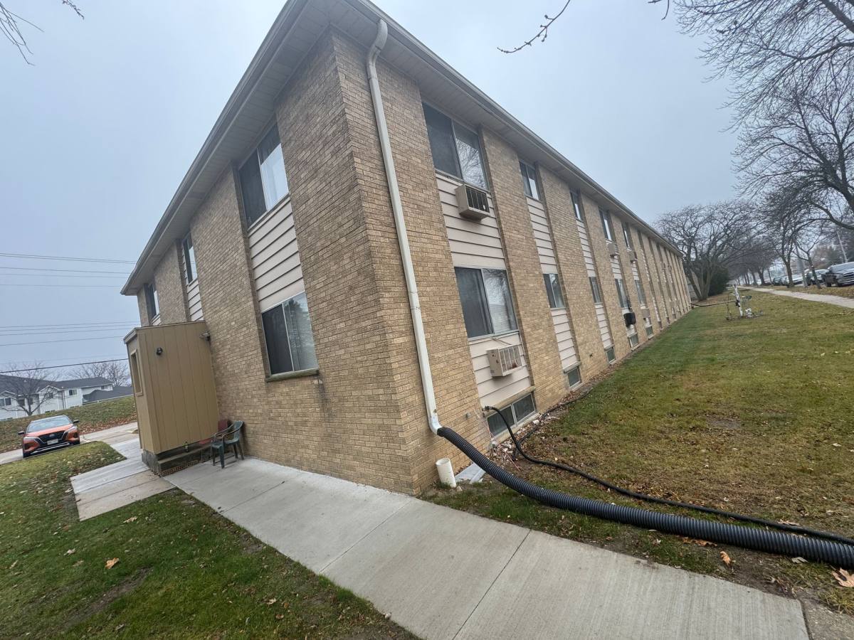 Apartment for rent at 4100 S 51st St, Milwaukee, WI 53220