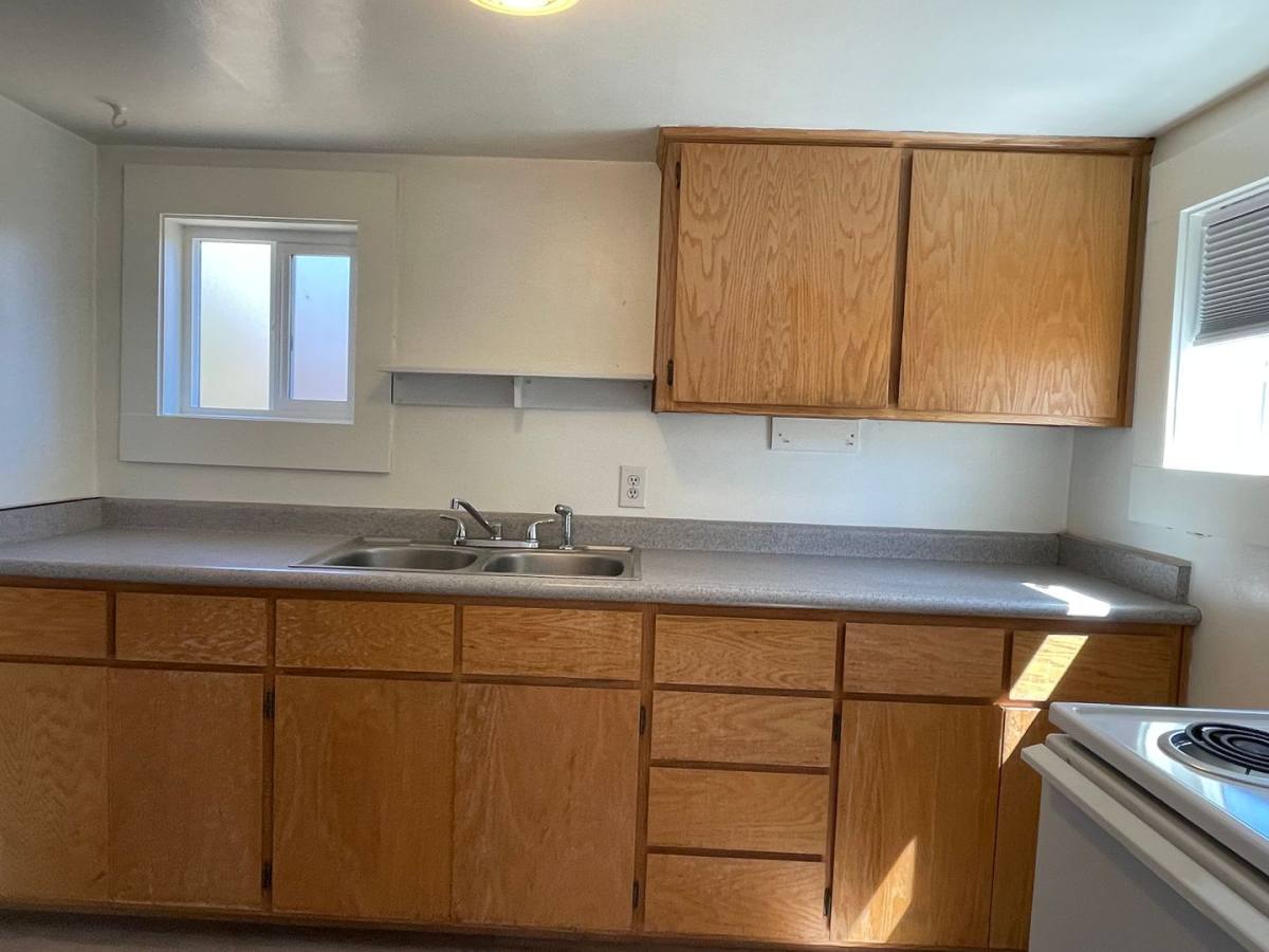 House for rent at 7095 W Jackson, Medford, OR 97501