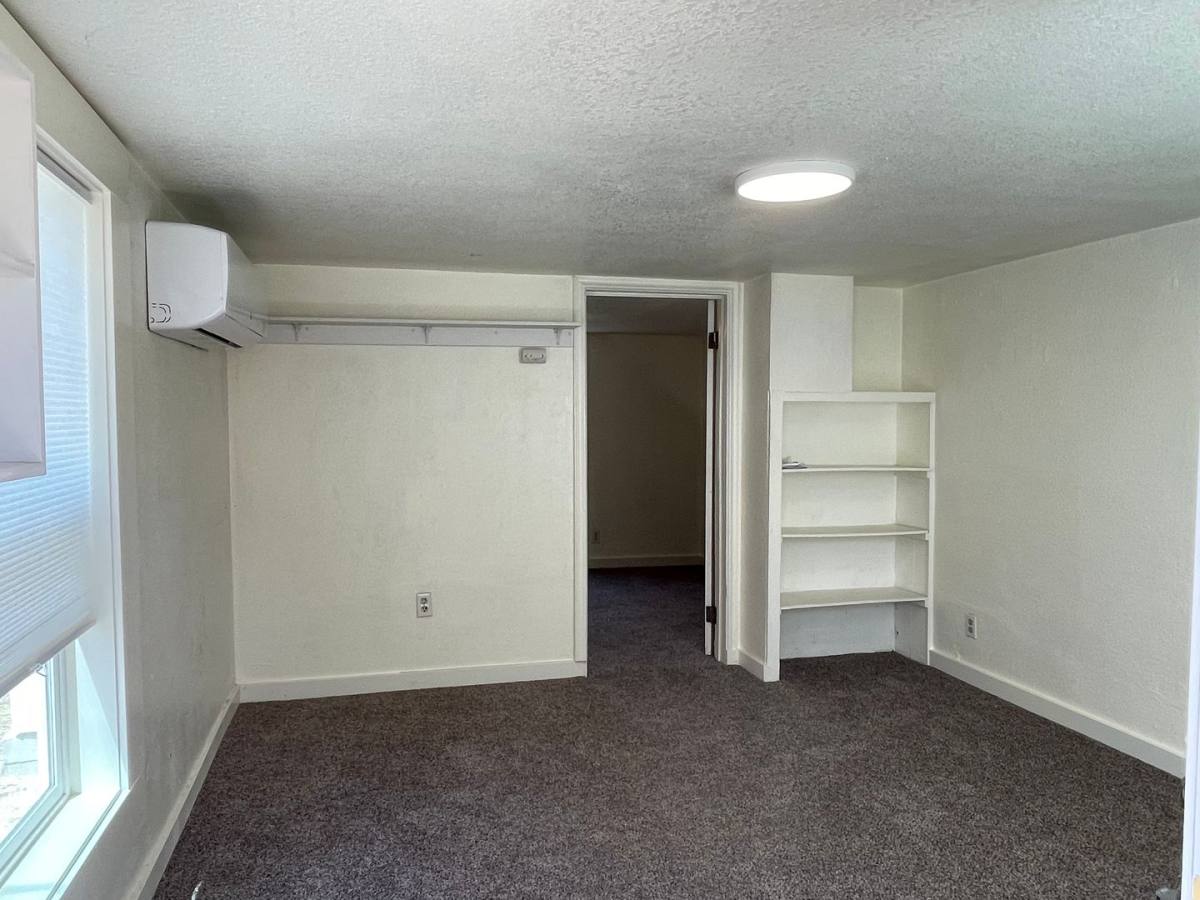 House for rent at 7095 W Jackson, Medford, OR 97501