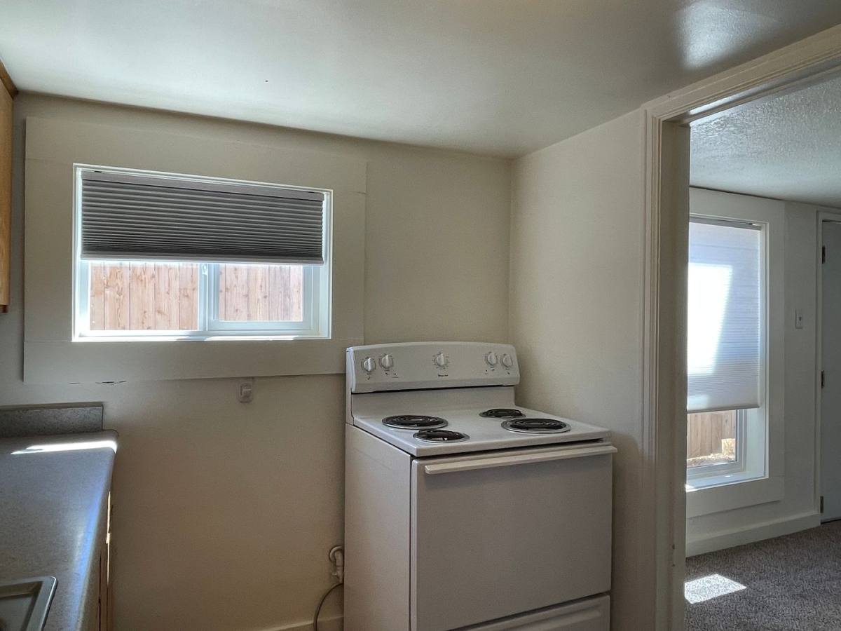 House for rent at 7095 W Jackson, Medford, OR 97501