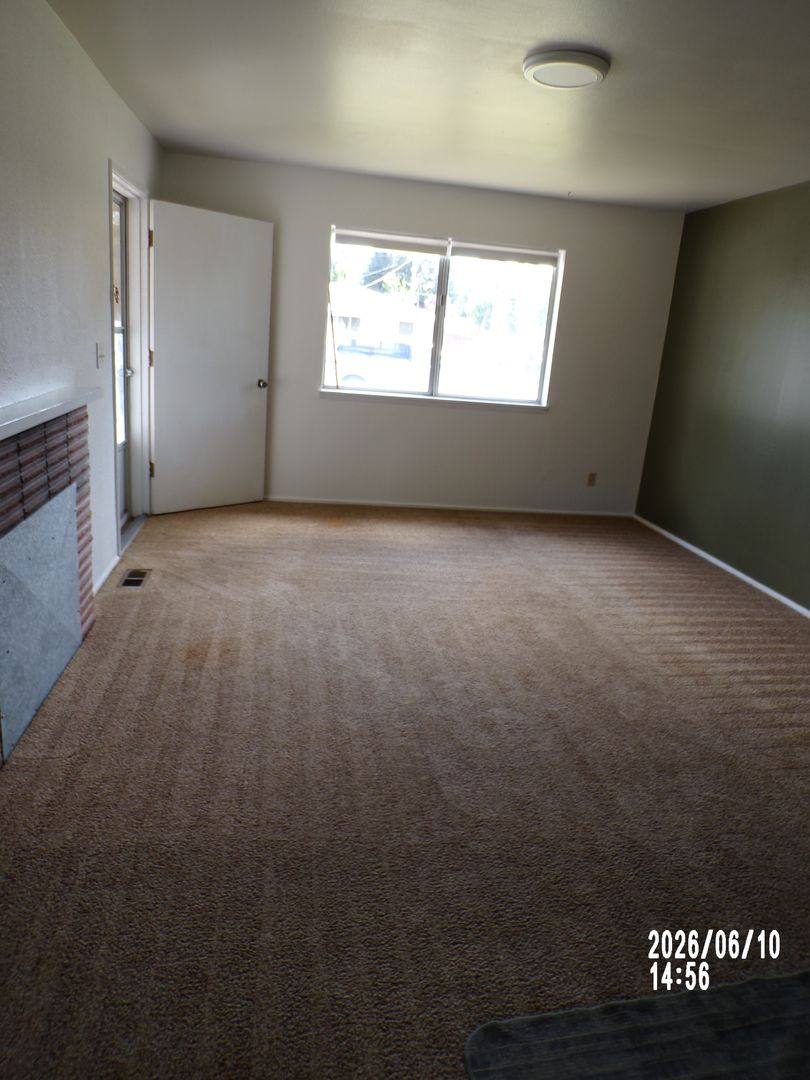 House for rent at 325 SE Bridgeway Ave, Corvallis, OR 97333