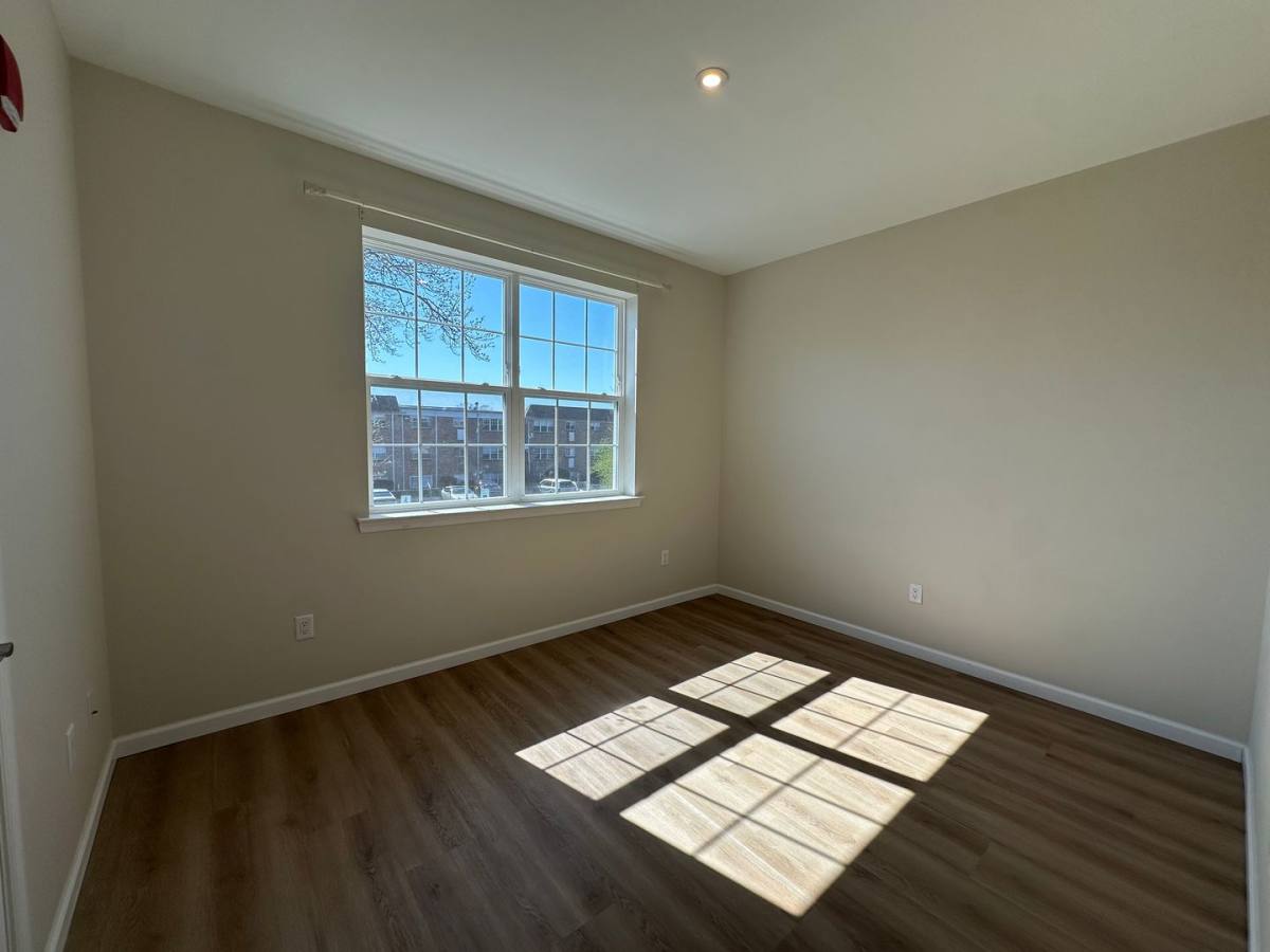 Apartment for rent at 88 Louis St, New Brunswick, NJ 08901