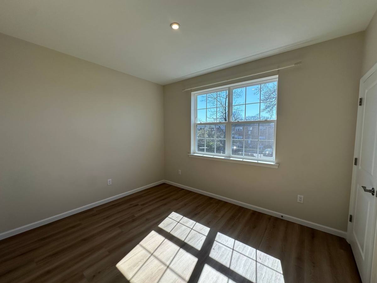Apartment for rent at 88 Louis St, New Brunswick, NJ 08901