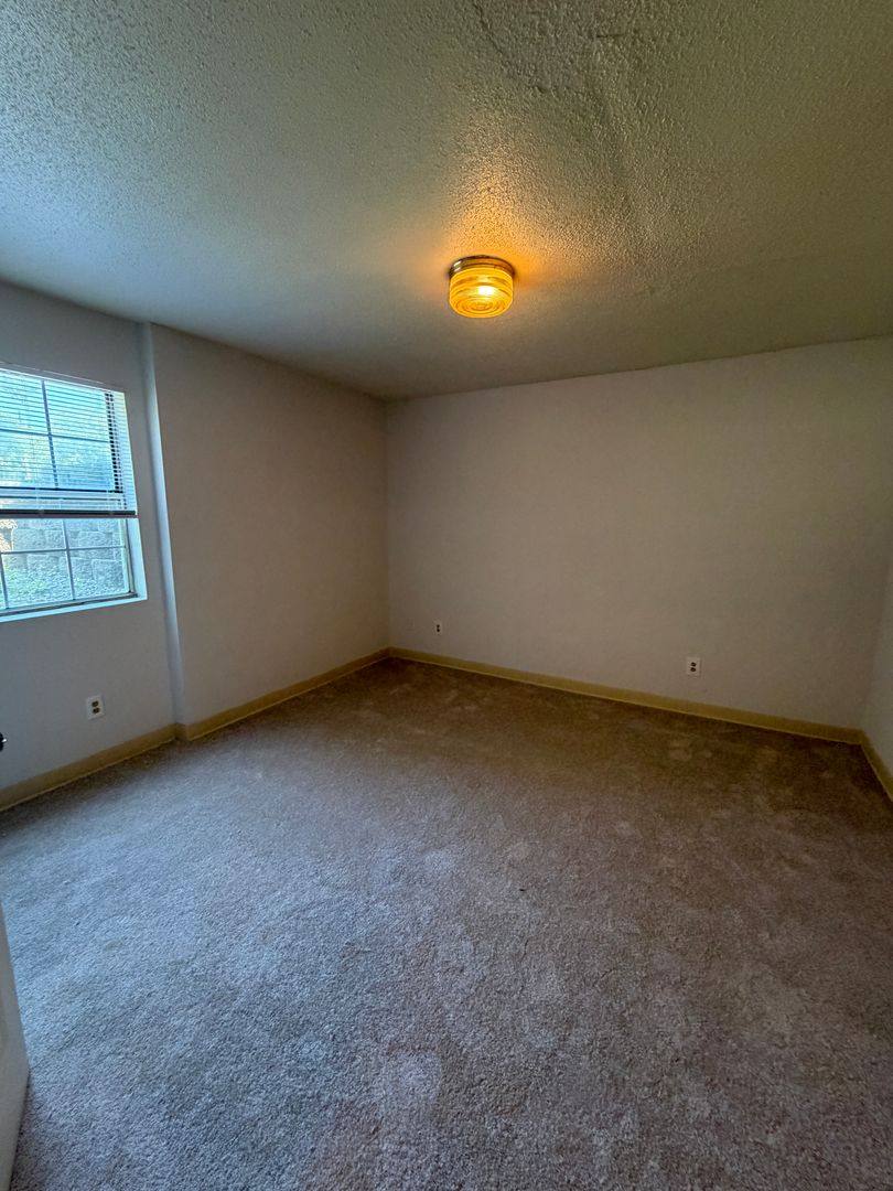Apartment for rent at 3802 Lexington Dr, Raleigh, NC 27606
