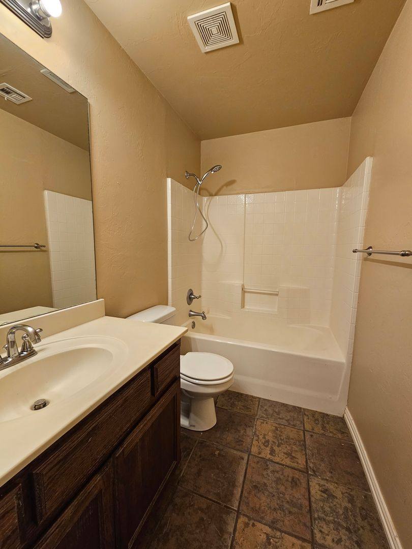 House for rent at 221 Dollina Court, Norman, OK 73069
