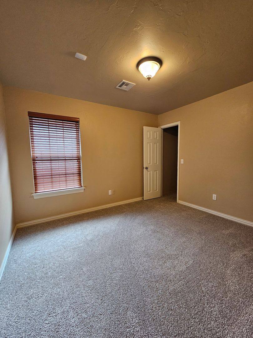 House for rent at 221 Dollina Court, Norman, OK 73069