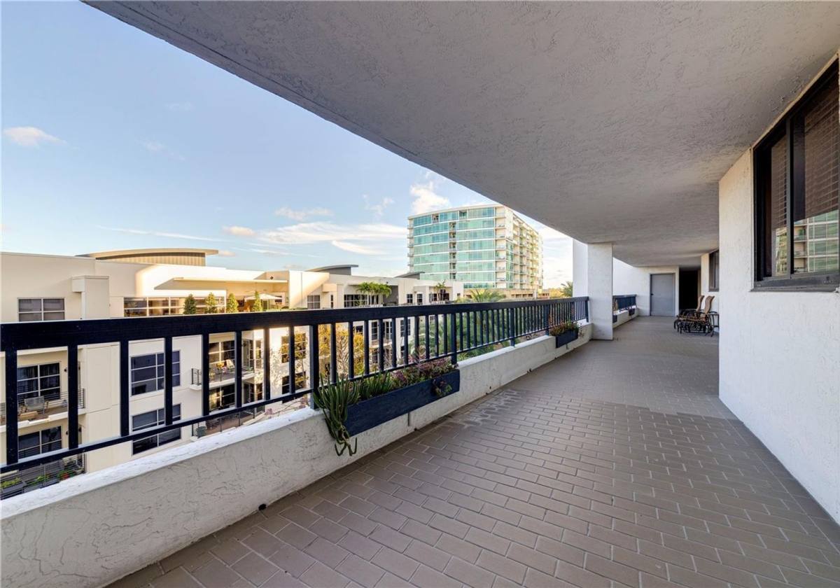 Condo for rent at 530 E Central Blvd, Orlando, FL 32801