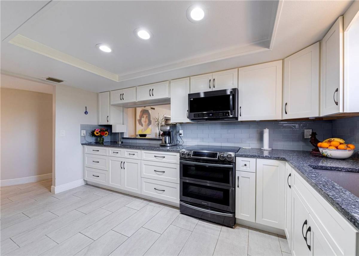 Condo for rent at 530 E Central Blvd, Orlando, FL 32801