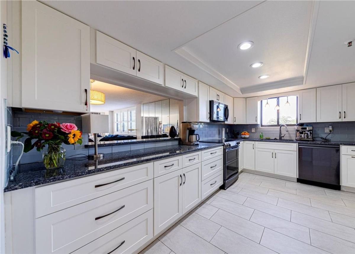 Condo for rent at 530 E Central Blvd, Orlando, FL 32801