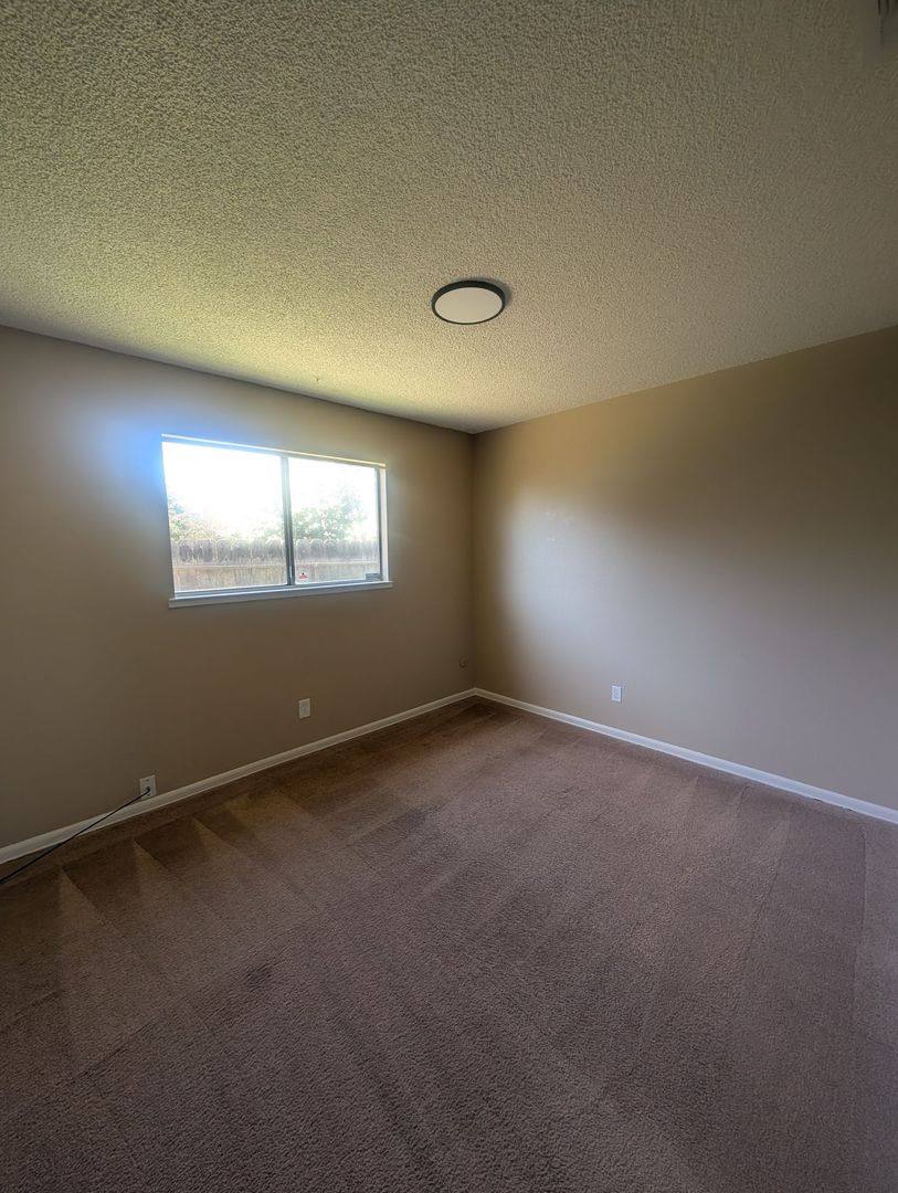House for rent at 2661 Dow St, Turlock, CA 95382