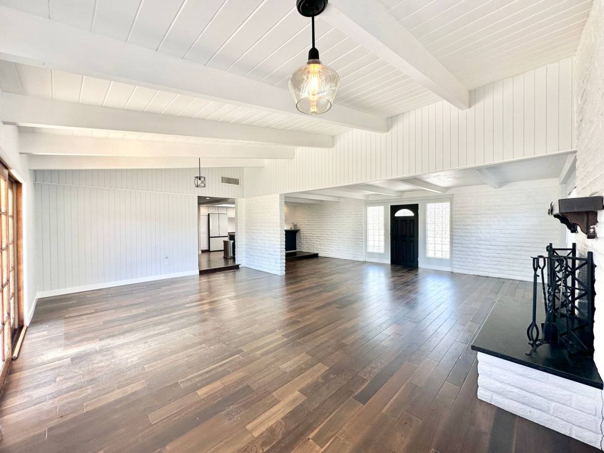 House for rent at 31428 Old River Rd, Bonsall, CA 92003