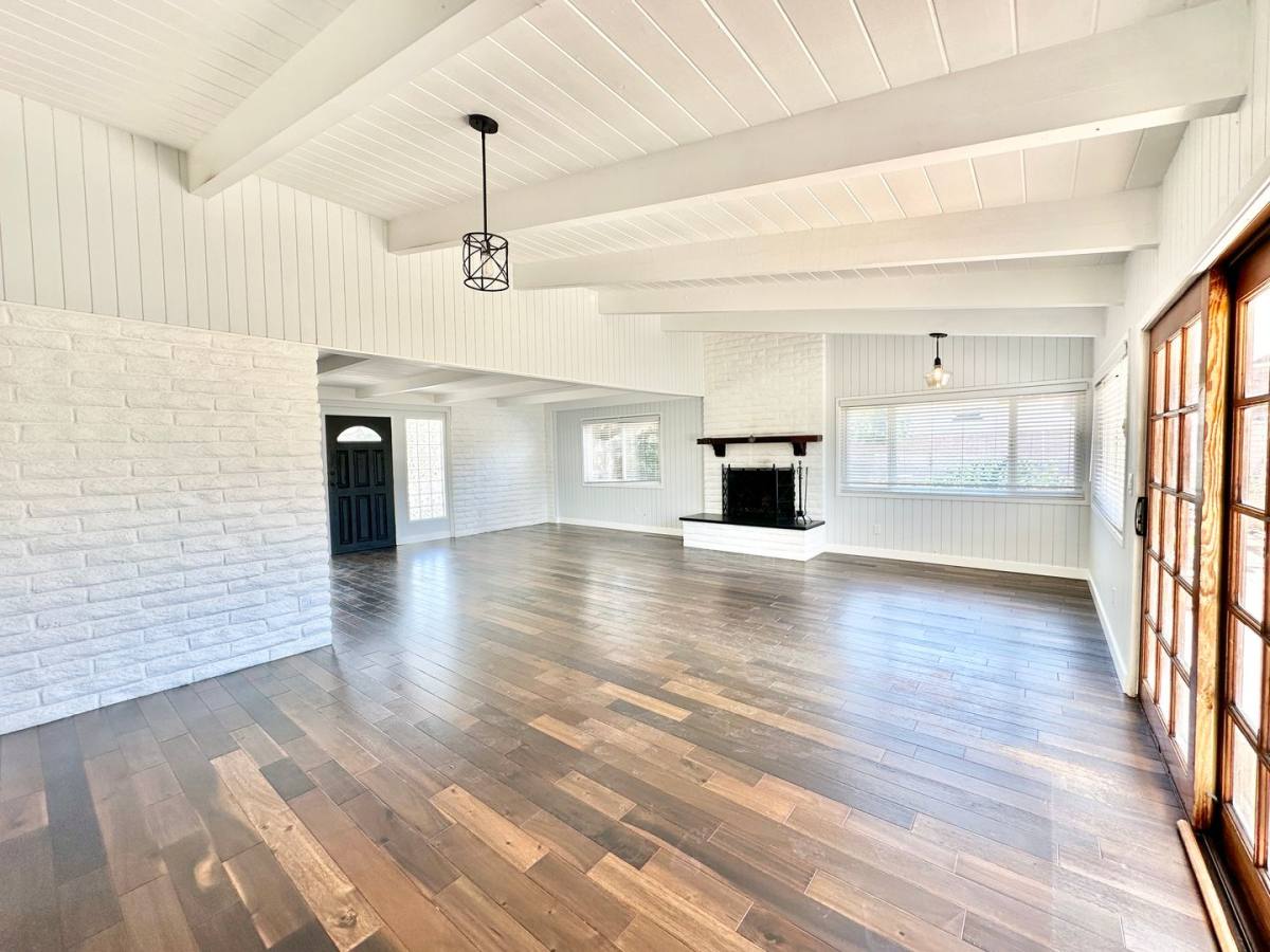 House for rent at 31428 Old River Rd, Bonsall, CA 92003