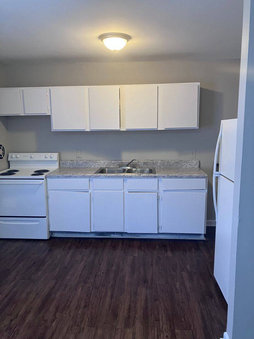 Apartment for rent at 4017 Napier Ave, Macon, GA 31204