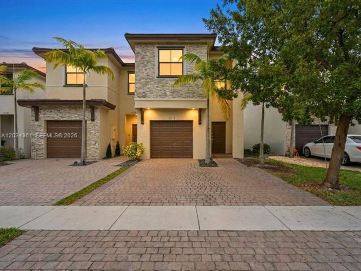 Townhouse for rent at 25175 SW 108th Ave, Homestead, FL 33032