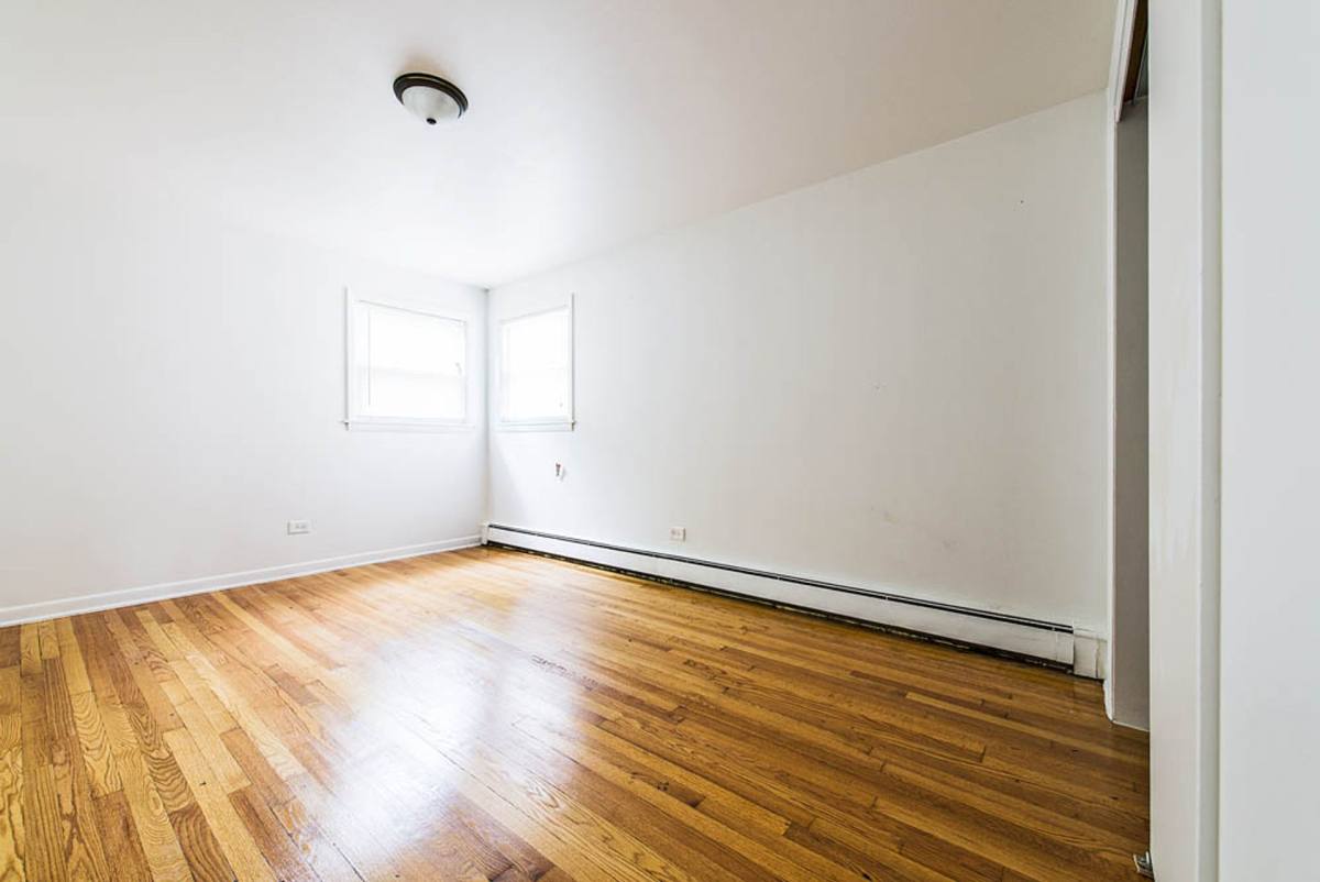 Apartment for rent at 14119-21 S Tracy Ave, Riverdale, IL 60827