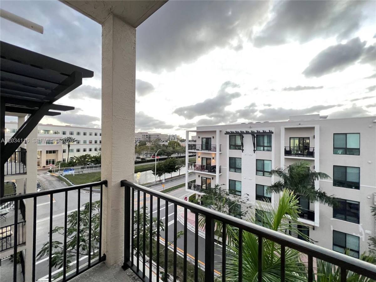 Condo for rent at 8265 NW 41st St, Miami, FL 33166