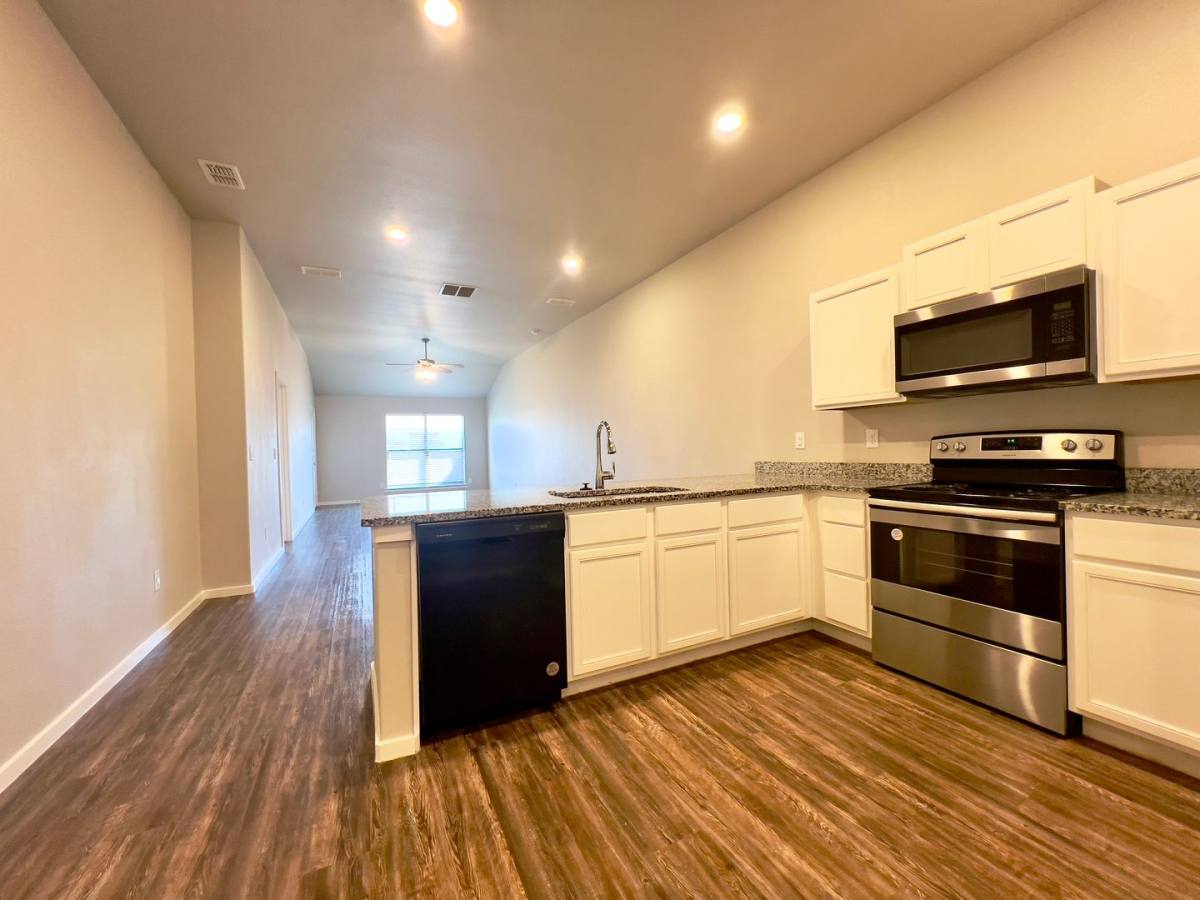Apartment for rent at 2120 N Ave, Lubbock, TX 79403