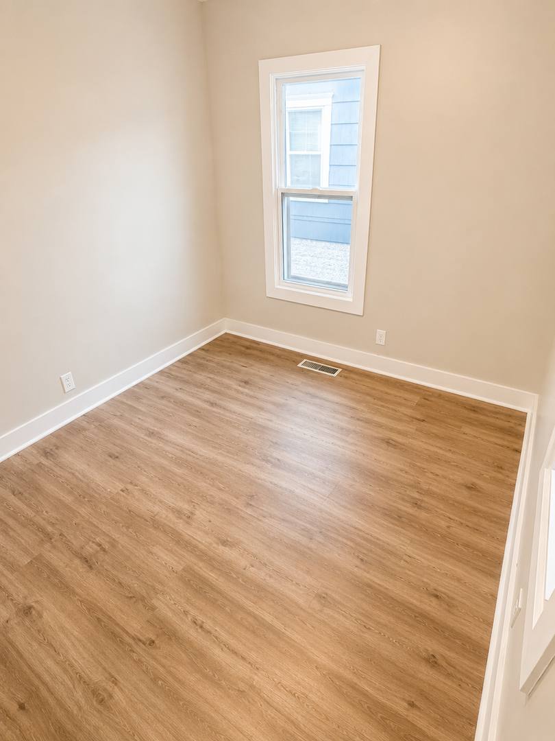 House for rent at 268 21st St NW, Barberton, OH 44203