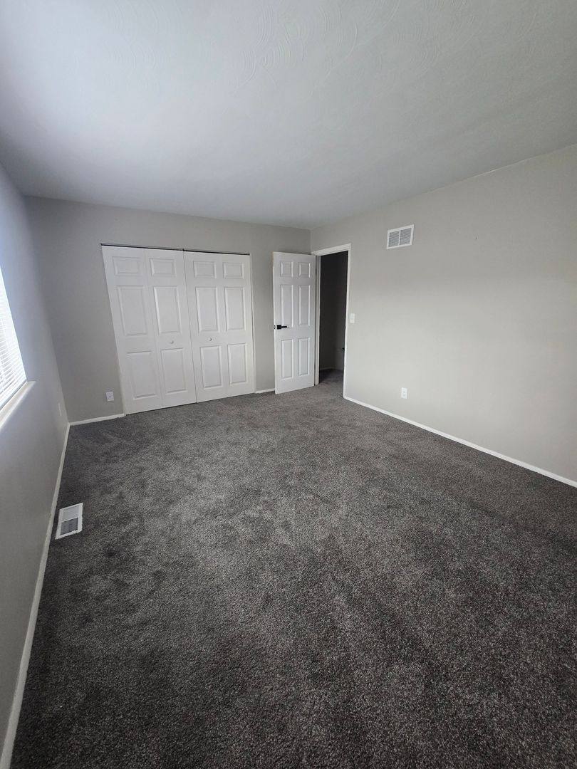 Townhouse for rent at 3236 N Talbot Ave, Erlanger, KY 41018
