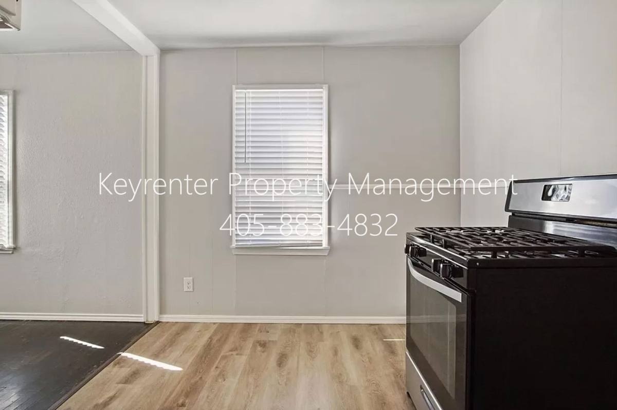 House for rent at 3937 SW 27th Place, Oklahoma City, OK 73108