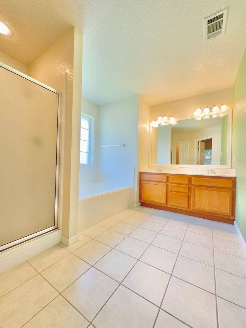 House for rent at 2032 Stonehenge Dr, Harker Heights, TX 76548