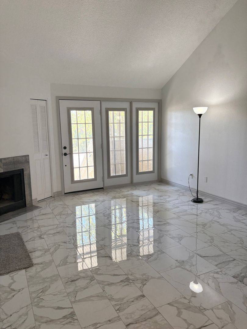 Condo for rent at 30 E Brown Rd, Mesa, AZ 85201