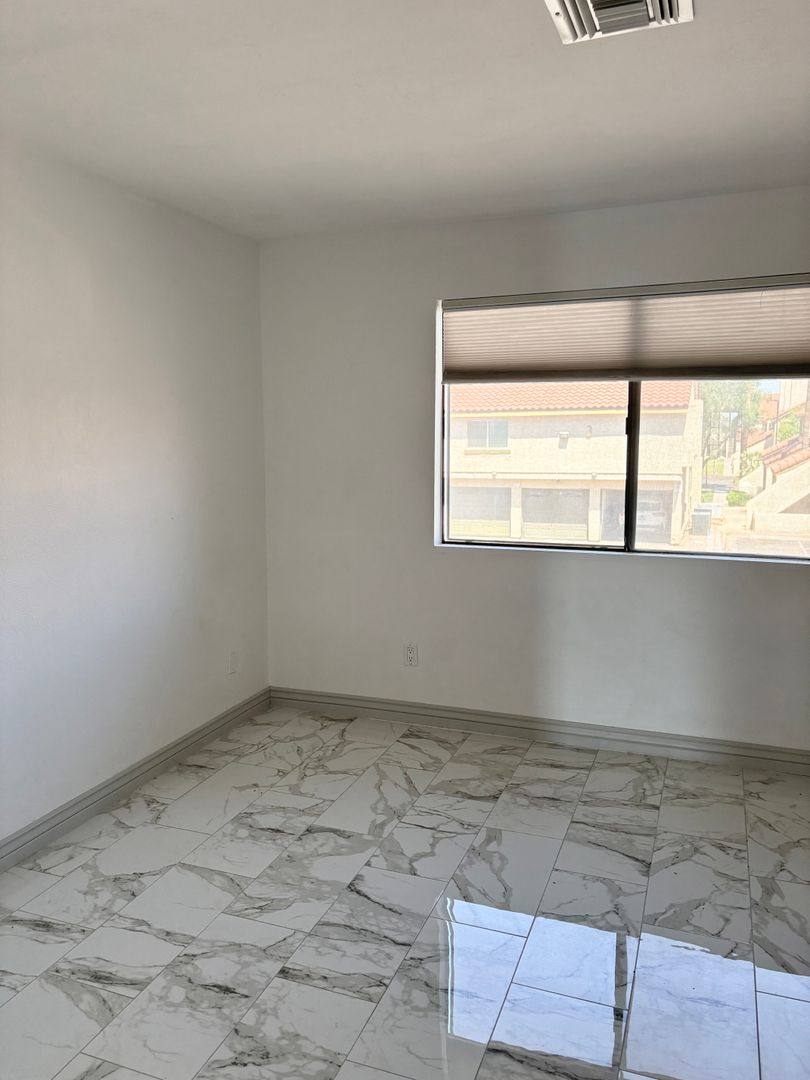 Condo for rent at 30 E Brown Rd, Mesa, AZ 85201