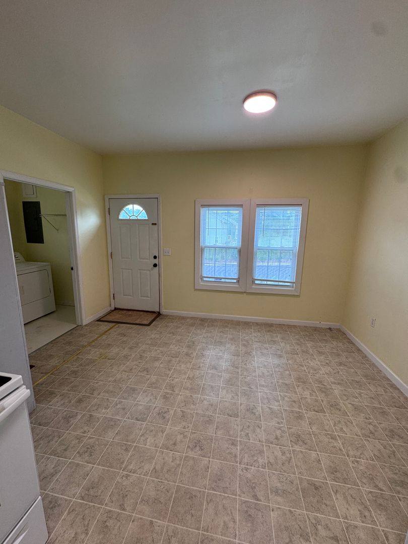House for rent at 99 Smith Circle, Jacksonville, AL 36265