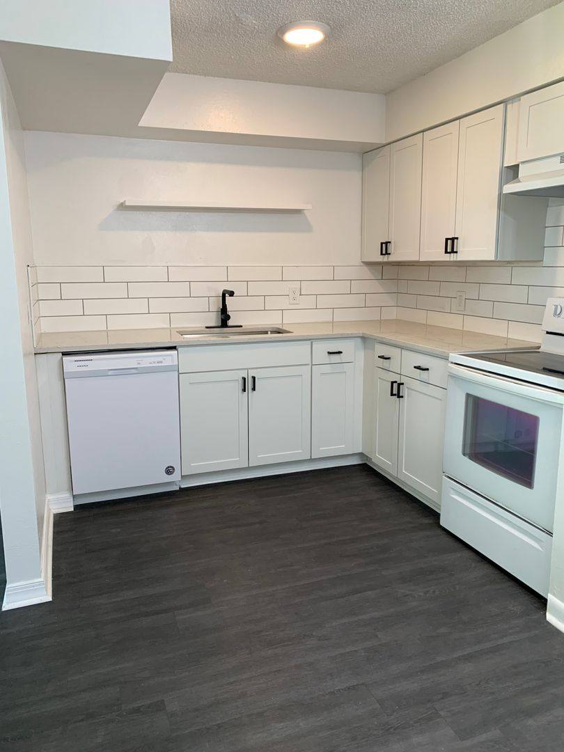 Apartment for rent at 101 NW 23rd Place, Ocala, FL 34475