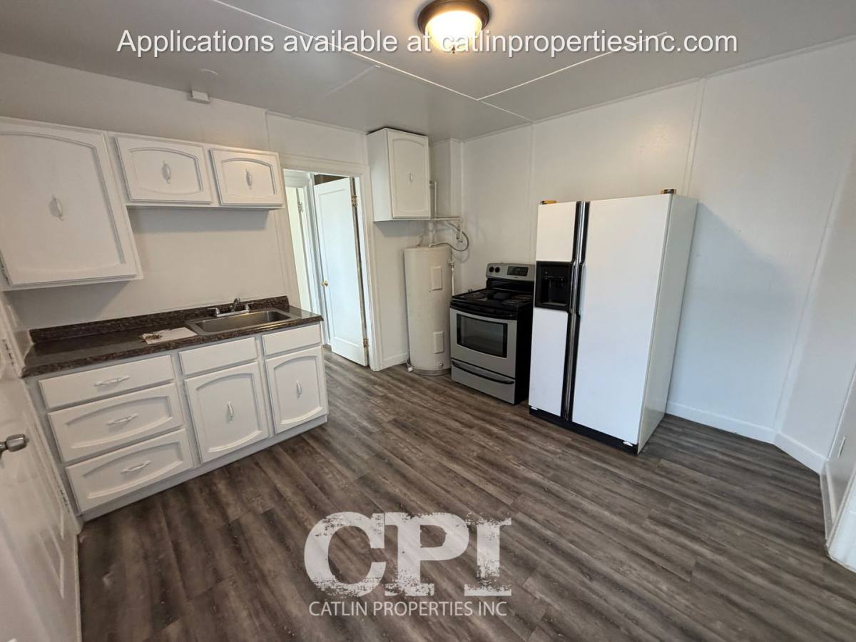 House for rent at 275 Baltimore St #DUPLEX-FAMILY, Longview, WA 98632