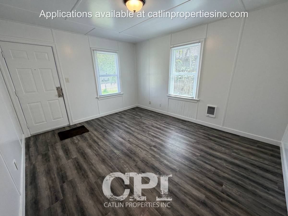 House for rent at 275 Baltimore St #DUPLEX-FAMILY, Longview, WA 98632