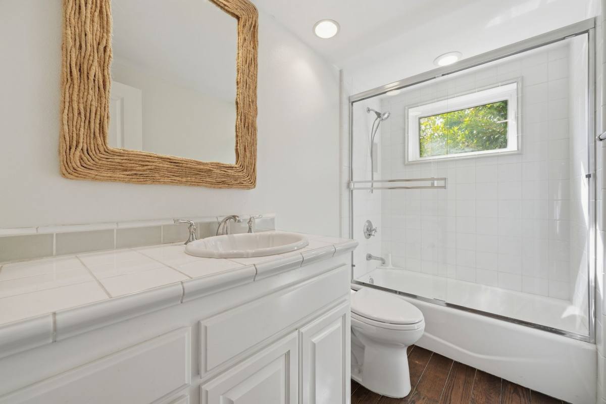 Condo for rent at 315 1 2 Goldenrod, Corona Del Mar, CA 92625